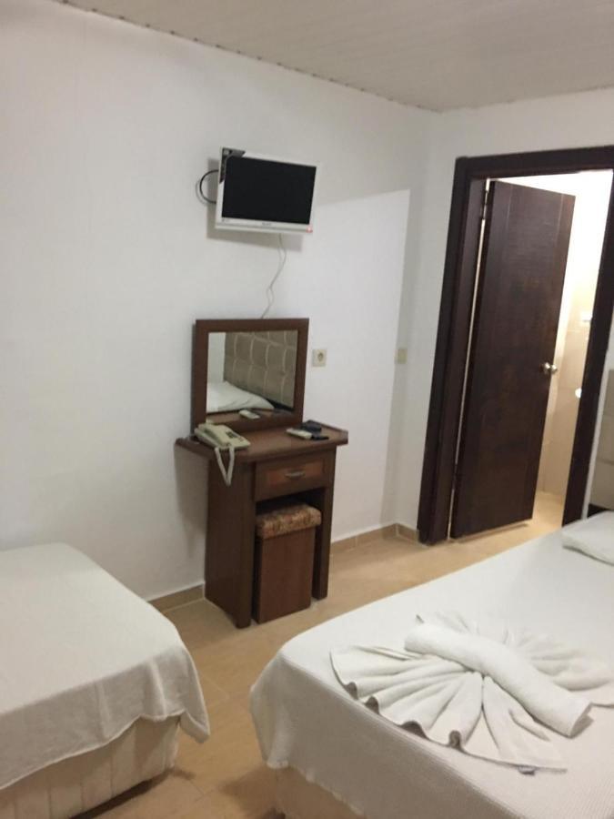 Ugur Beach Hotel Кемер Екстер'єр фото
